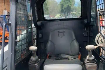 Used 2008 Bobcat S160 Loader — Skid-Steer - For Sale