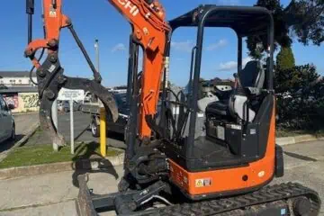 Used 2019 Hitachi ZAXIS 55U Excavator — Mini - For Sale